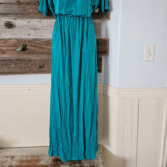 NWOT Celeste Steal My Heart Maxi Dress with Pockets Sizes 1X/2X - Picture 2 of 10